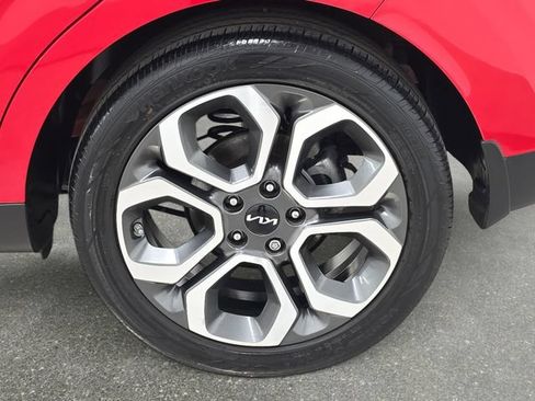 Used 2025 Kia Soul EX FWD image 31