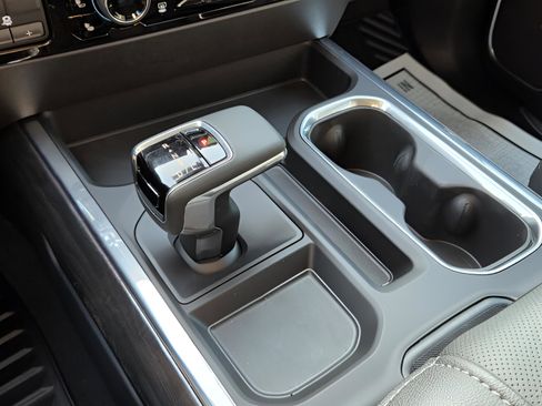 New 2026 Chevrolet Silverado 1500 LTZ w/ LTZ Premium Package image 27