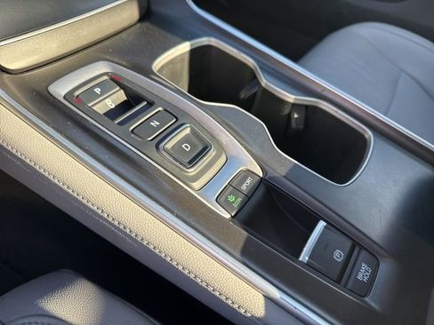 Used 2019 Honda Accord Touring image 10