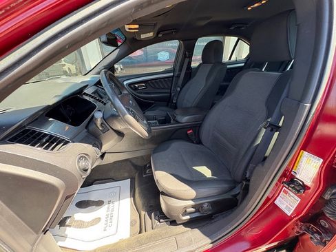 Used 2017 Ford Taurus SEL FWD image 11