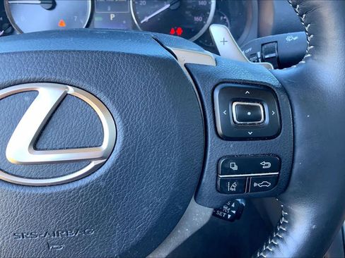 Used 2019 Lexus IS 300 AWD image 24
