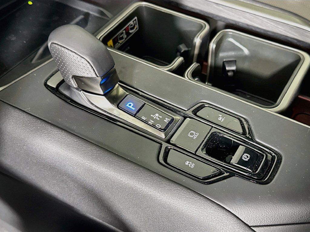 Certified 2026 Lexus TX 500h AWD w/ Technology Package image 17