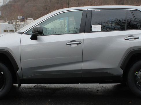 New 2025 Toyota RAV4 LE image 8