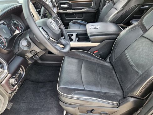 Used 2023 RAM 2500 Laramie AWD/4WD image 14