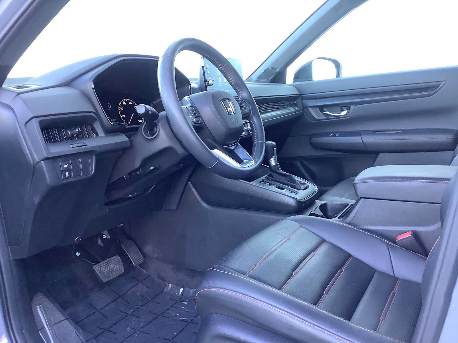 Used 2024 Honda CR-V Sport-L image 3