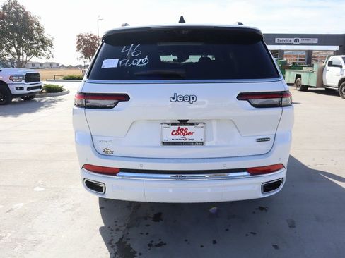 New 2025 Jeep Grand Cherokee L Overland w/ Luxury Tech Group IV AWD/4WD image 24