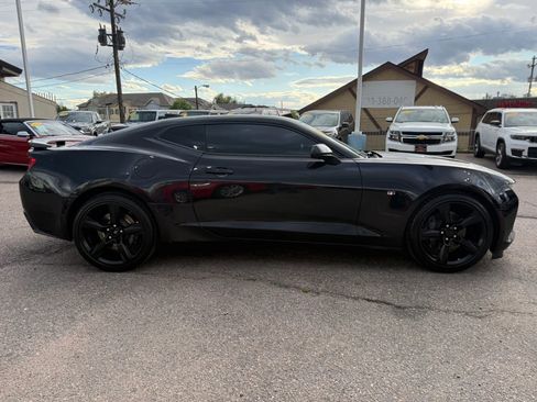 Used 2016 Chevrolet Camaro SS RWD image 9