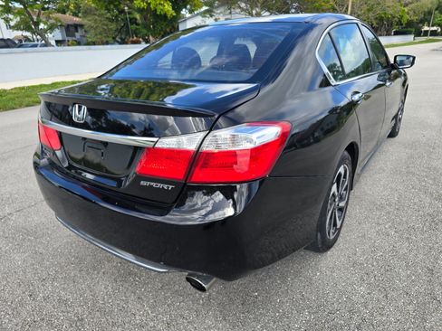 Used 2015 Honda Accord Sport image 5