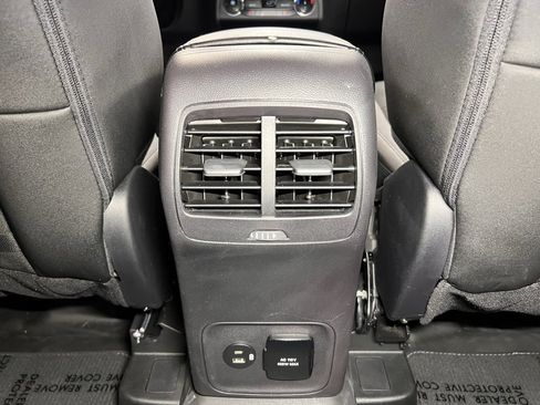 Used 2024 Ford Bronco Sport Badlands image 11