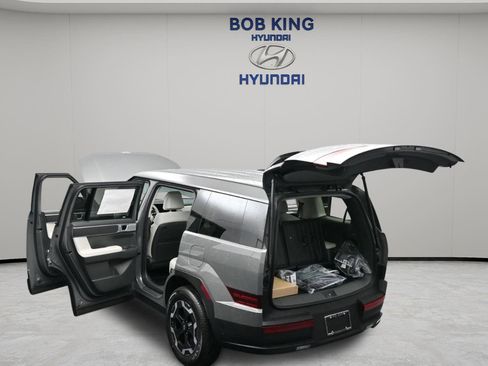 New 2026 Hyundai Santa Fe SE FWD image 15