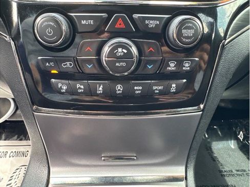 Used 2019 Jeep Grand Cherokee Limited X RWD image 38