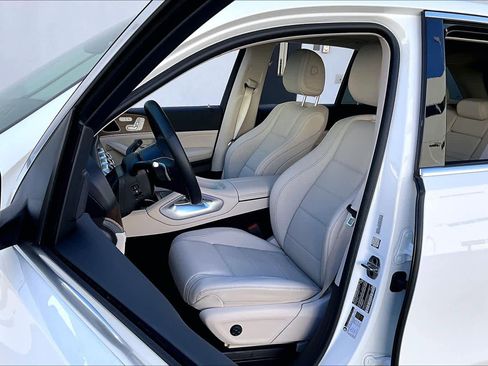 Used 2025 Mercedes-Benz GLE 350 4MATIC image 7
