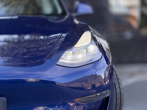 Used 2023 Tesla Model 3 Standard Range image 5