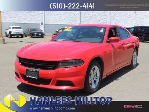 Used 2022 Dodge Charger SXT RWD image 3