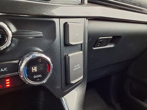 Used 2021 Ford F150 XLT w/ Equipment Group 302A High image 14