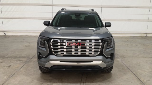 New 2026 GMC Terrain Denali w/ LPO, Floor Liner Package AWD/4WD image 3