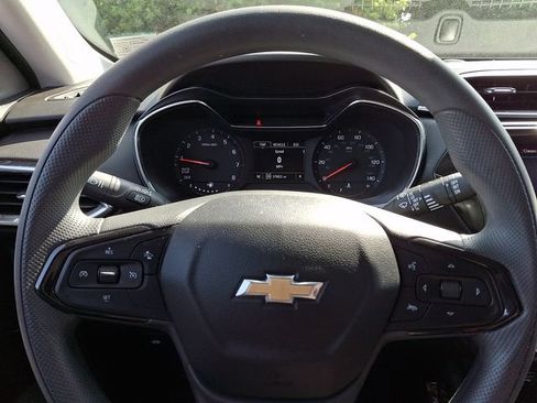 Used 2023 Chevrolet TrailBlazer LT w/ Convenience Package AWD/4WD image 25