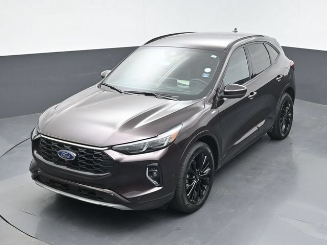 Certified 2023 Ford Escape ST-Line Elite w/ Premium Technology Package AWD/4WD image 42