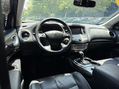 Used 2020 INFINITI QX60 Luxe w/ Essential Package FWD image 24