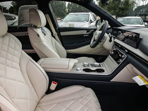 New 2026 Genesis GV80 3.5T Prestige AWD/4WD image 18