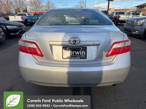 Used 2009 Toyota Camry LE image 6
