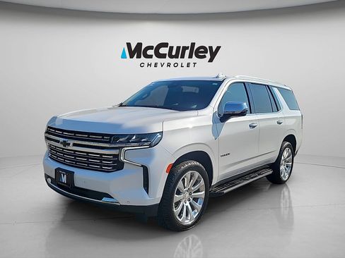 Used 2023 Chevrolet Tahoe Premier AWD/4WD image 3