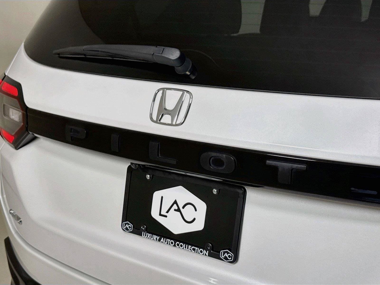 Used 2024 Honda Pilot Elite image 38