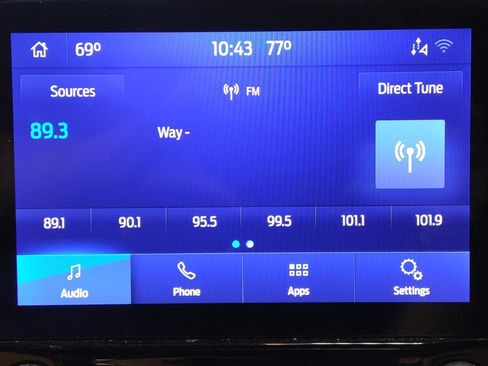 Used 2021 Ford EcoSport SE image 25