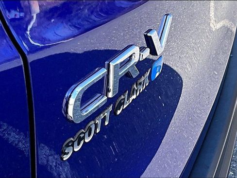 Used 2025 Honda CR-V LX image 24