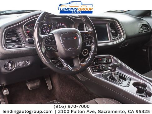 Used 2018 Dodge Challenger SXT w/ Blacktop Package image 11