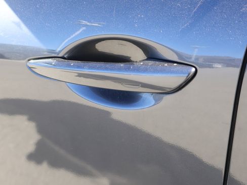 Used 2023 MAZDA MAZDA3 s image 20