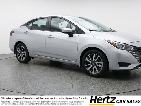 Used 2025 Nissan Versa SV FWD image 1