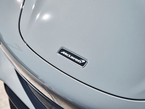 Used 2026 McLaren 750S Spider image 8