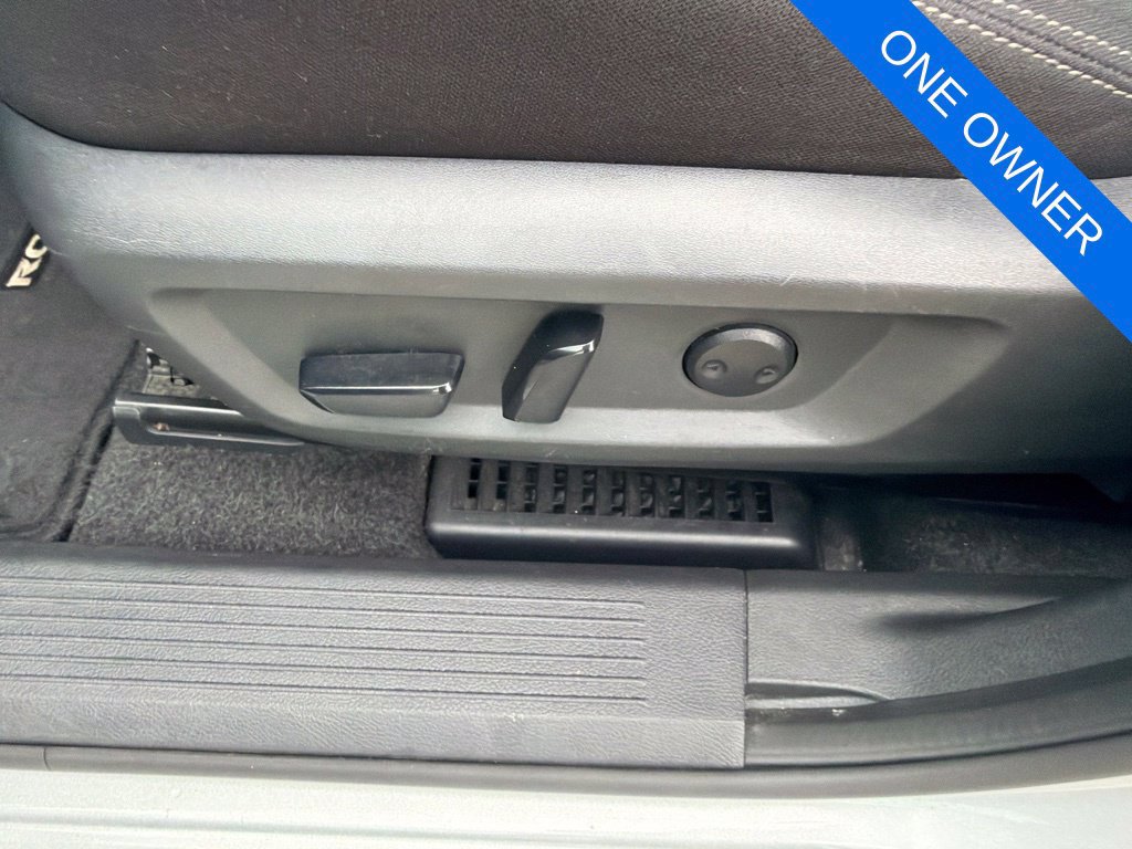 Used 2024 Nissan Rogue SV AWD/4WD image 12