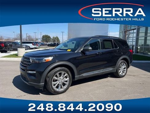Used 2023 Ford Explorer XLT w/ Equipment Group 202A image 1