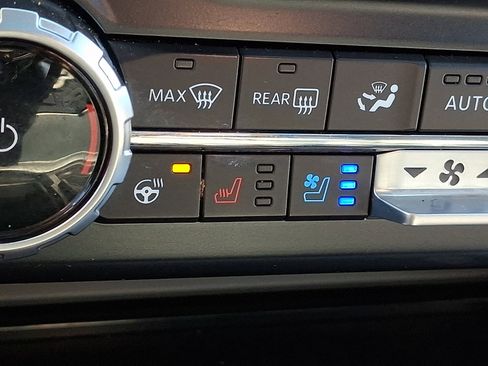 Certified 2023 Ford F350 Lariat w/ Lariat Ultimate Package image 33