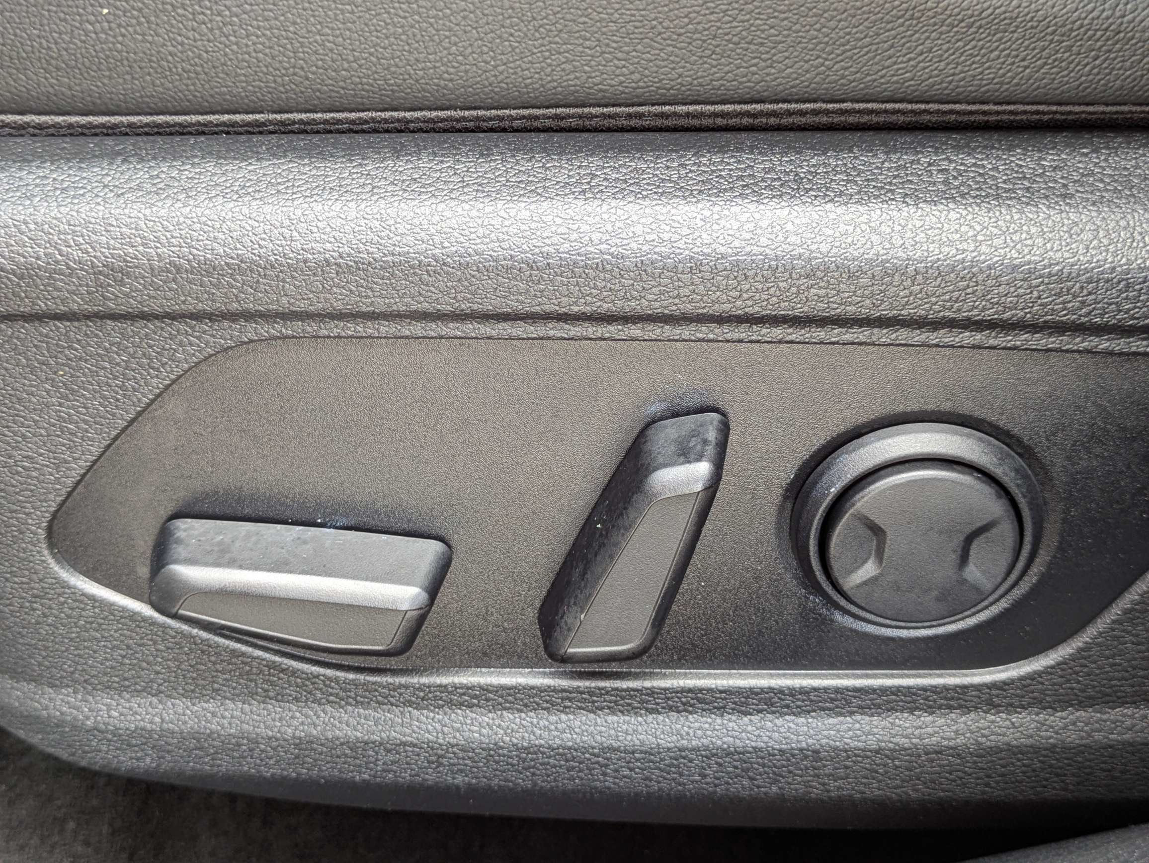 Used 2023 Kia Sportage SX FWD image 20
