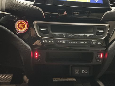 Certified 2021 Honda Passport Elite image 33