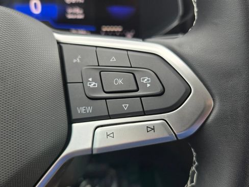 Certified 2023 Volkswagen Taos S FWD image 20
