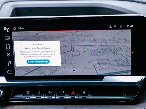 Used 2024 GMC Sierra 2500 SLT w/ SLT Premium Package image 12