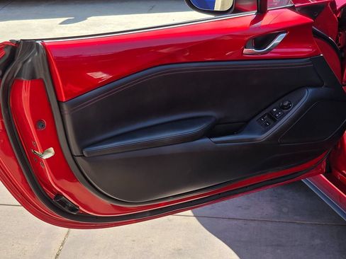 Used 2016 MAZDA MX-5 Miata Grand Touring RWD image 22