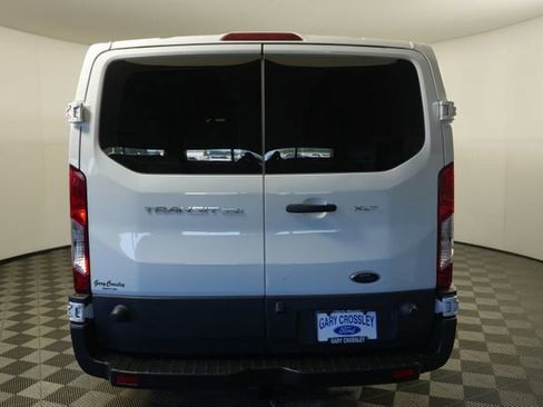 Certified 2017 Ford Transit 350 XLT RWD image 4