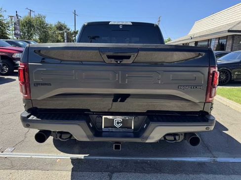 Used 2018 Ford F150 Raptor w/ Equipment Group 802A Luxury image 6