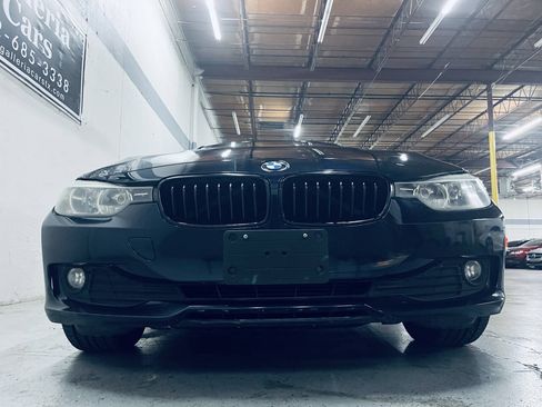 Used 2015 BMW 320i Sedan RWD image 5