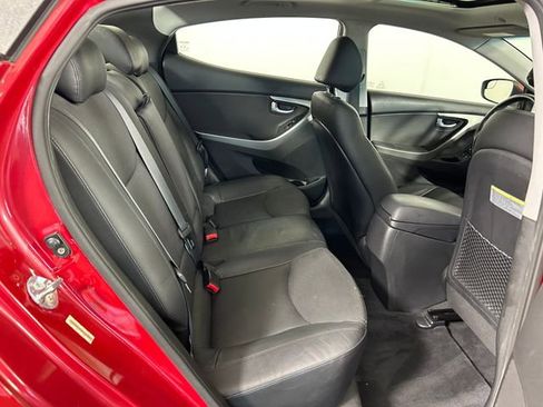 Used 2014 Hyundai Elantra Limited w/ Option Group 03 FWD image 27