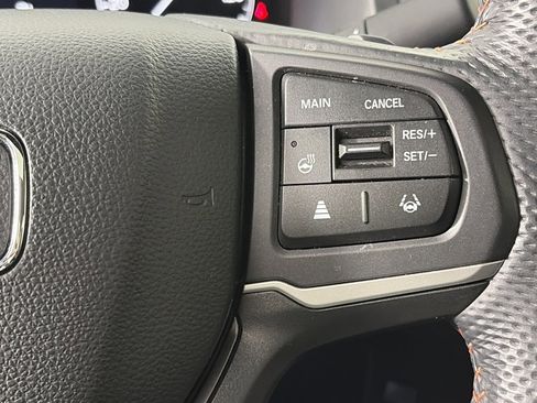 Used 2025 Honda Ridgeline TrailSport image 18