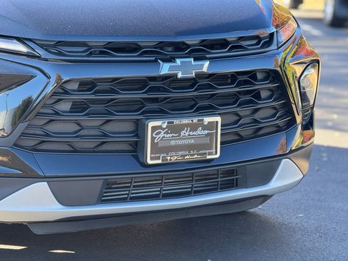 Used 2023 Chevrolet Blazer LT w/ Midnight/Sport Edition image 8