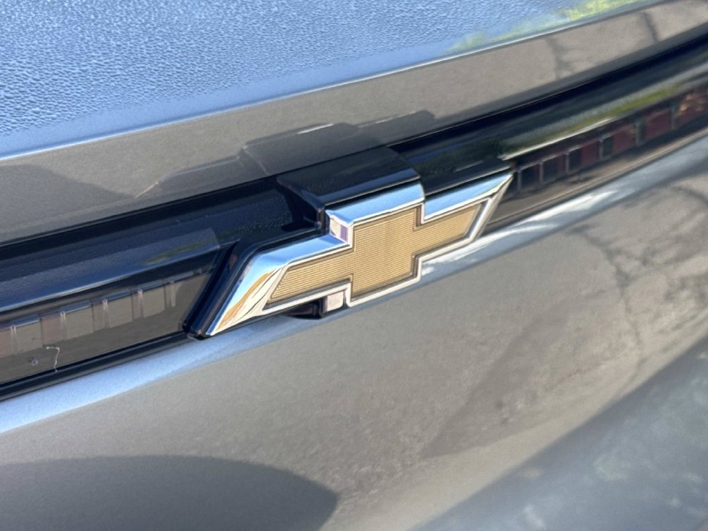 Used 2024 Chevrolet Equinox EV LT FWD image 6