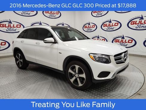 Used 2016 Mercedes-Benz GLC 300 4MATIC image 1