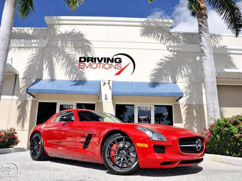 Used 2013 Mercedes-Benz SLS AMG GT Coupe image 4